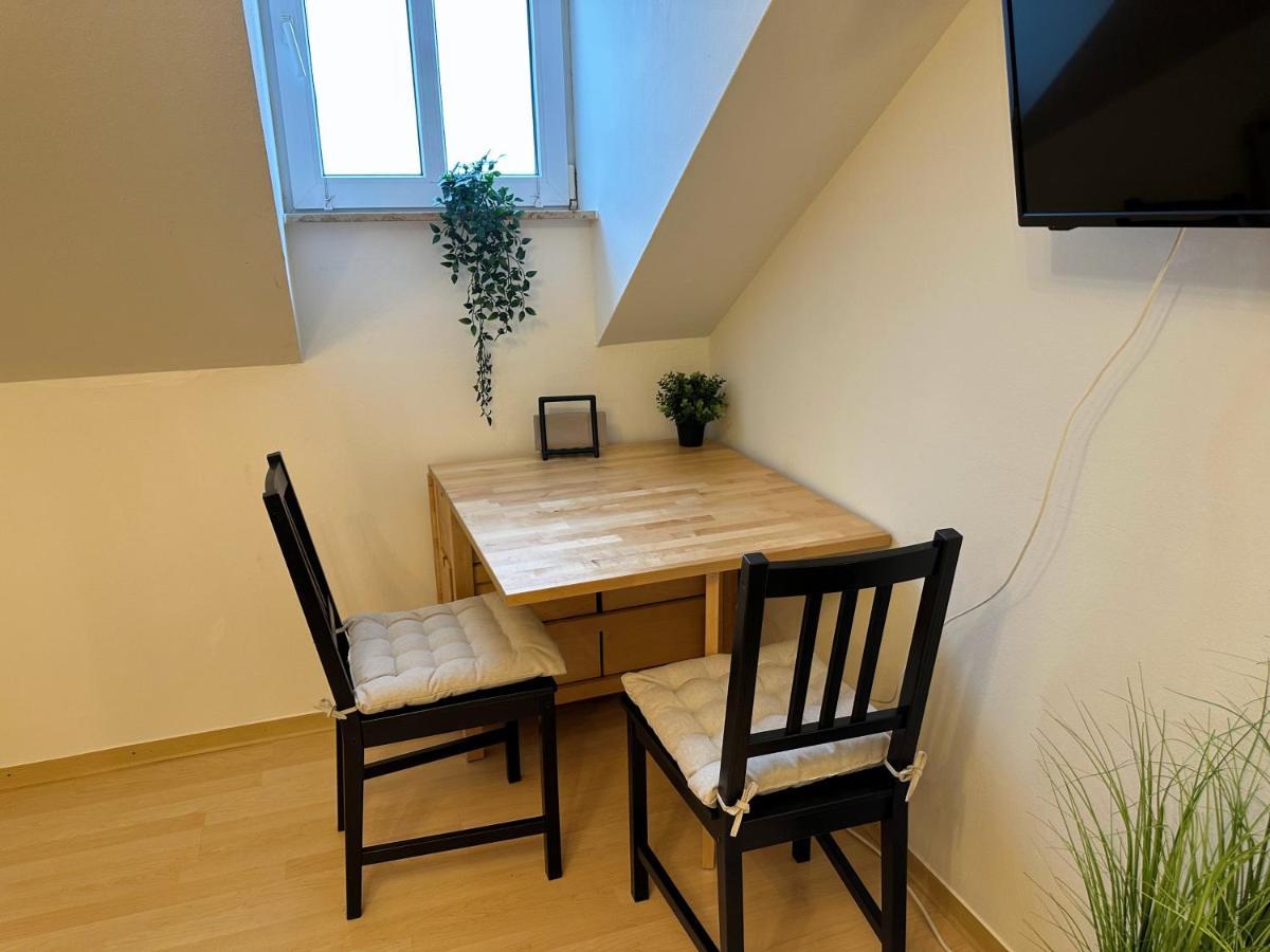 Gemuetliche, Charmante Ferienwohnung Naehe Zentrum Plauen Eksteriør bilde